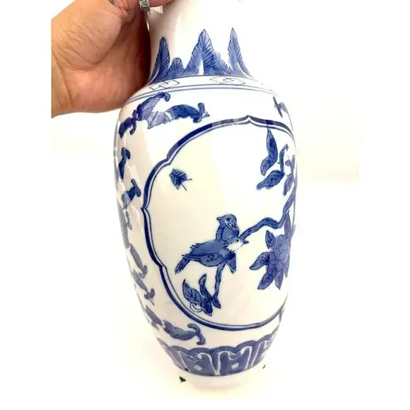 Blue & White Chinese Porcelain Vase with Floral & Bird Design‎ 11.75" - Picture 12 of 14